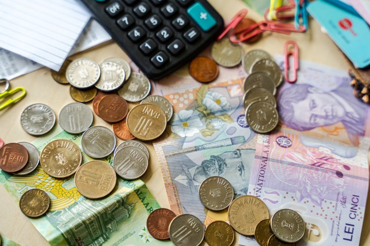 Hét végén közvitára kerülhet az egységes közalkalmazotti bértörvény új tervezete