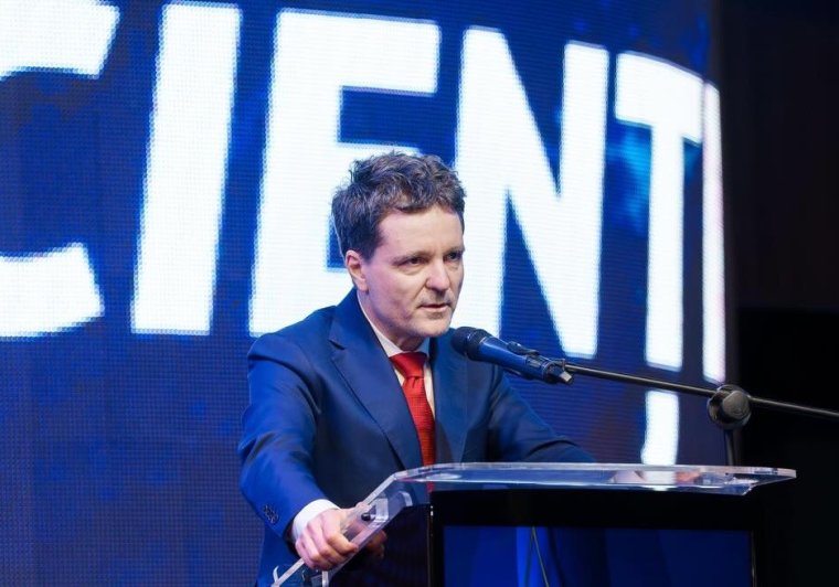 Nicușor Dan az üzemanyagválságról: Középtávon aggasztóak a kilátások