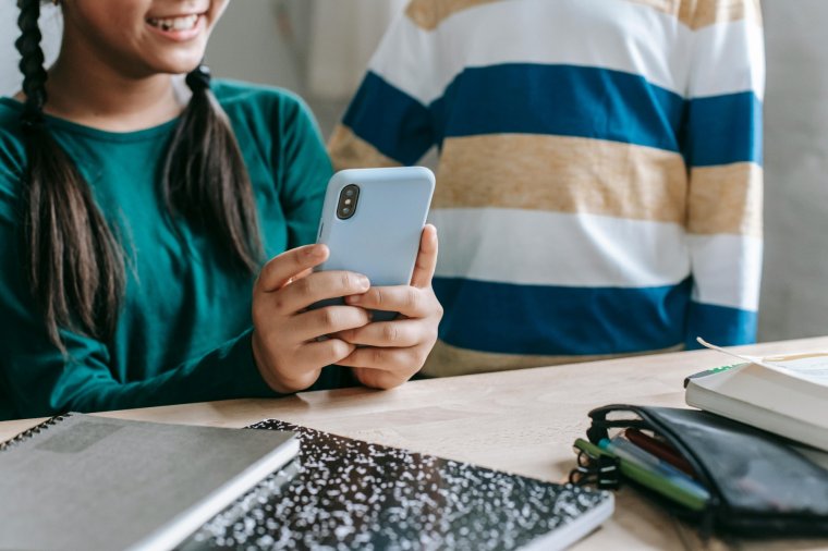 A TikTok nem védi megfelelően a kiskorú felhasználókat az Európai Bizottság szerint