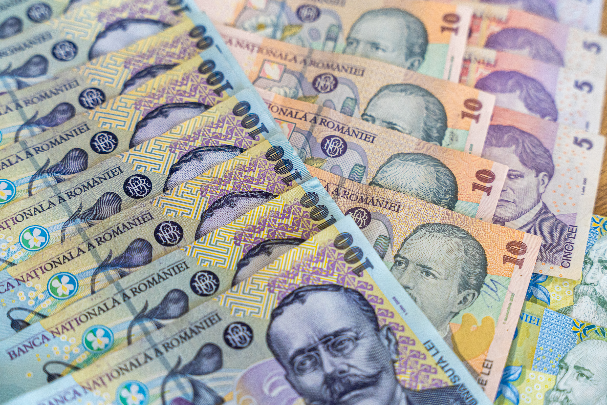 Erősödött a lej az euróhoz képest