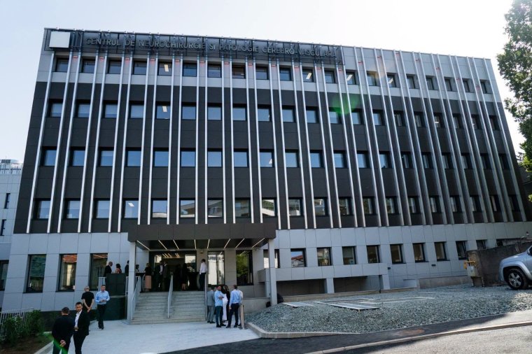 Idegsebészeti központot avattak Kolozsváron