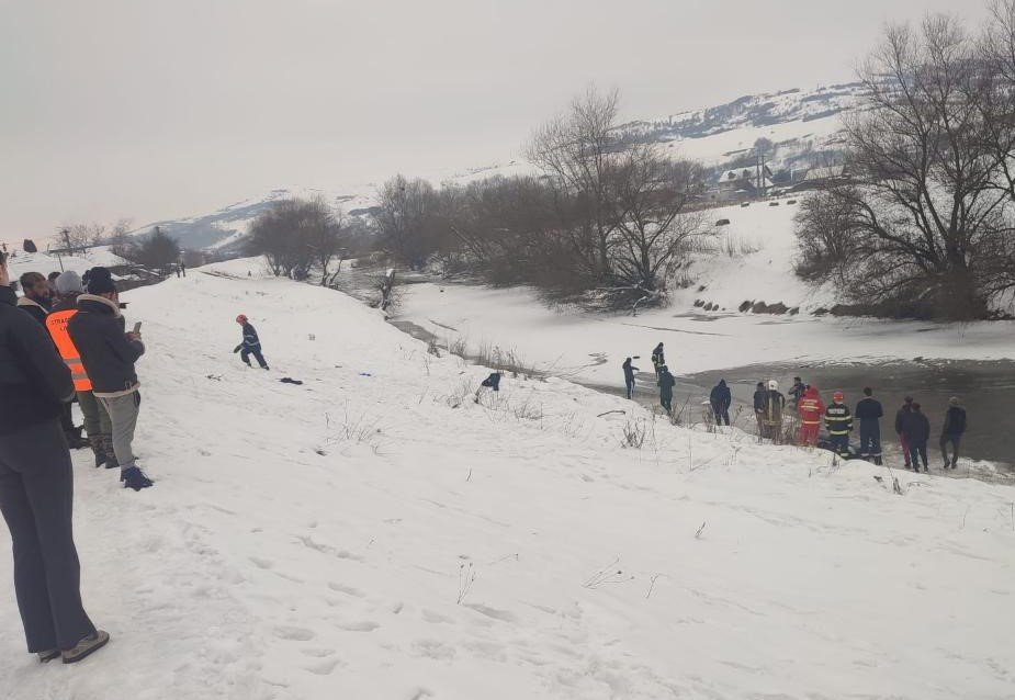 Szánkózás közben esett bele a Kis-Szamosba két gyermek