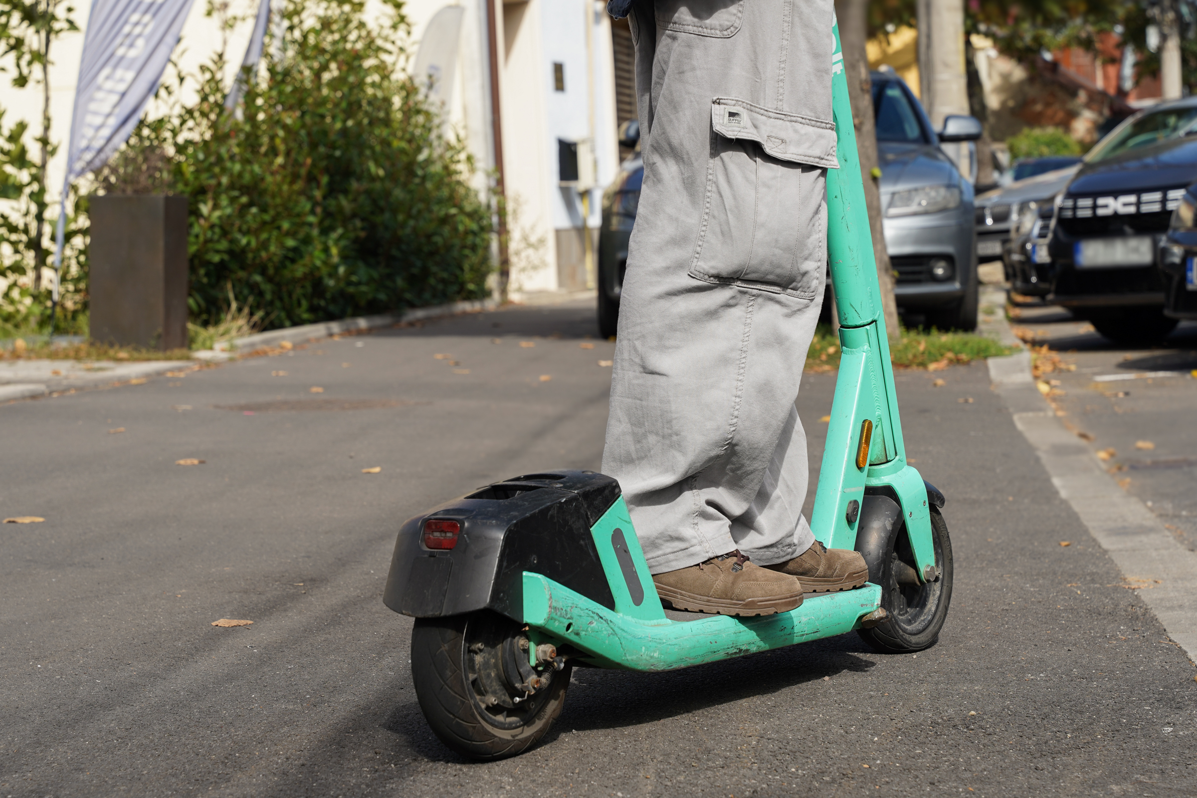Két kiskorú lány sérült meg egy elektromosroller-balesetben Nagyváradon