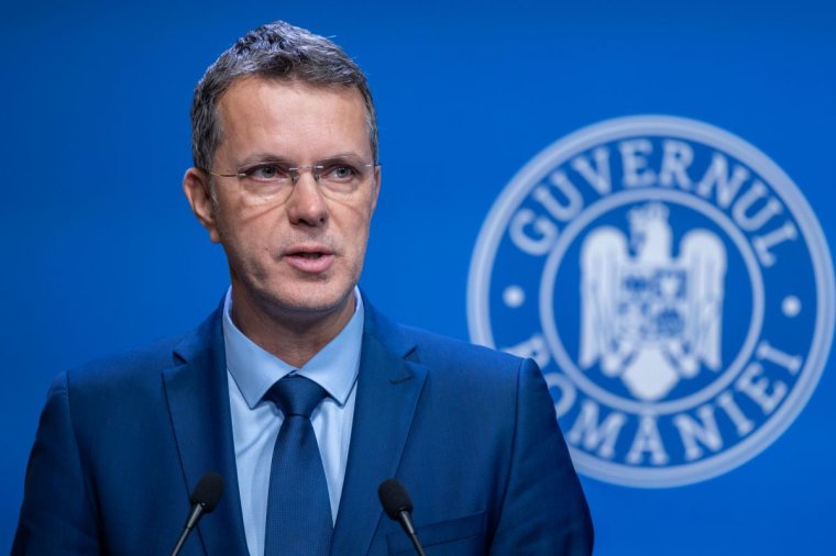 Moșteanu: Nem lehet csökkenteni a személyi kiadásokat a hadseregnél, miközben hetente drónok süvítenek a fejünk felett