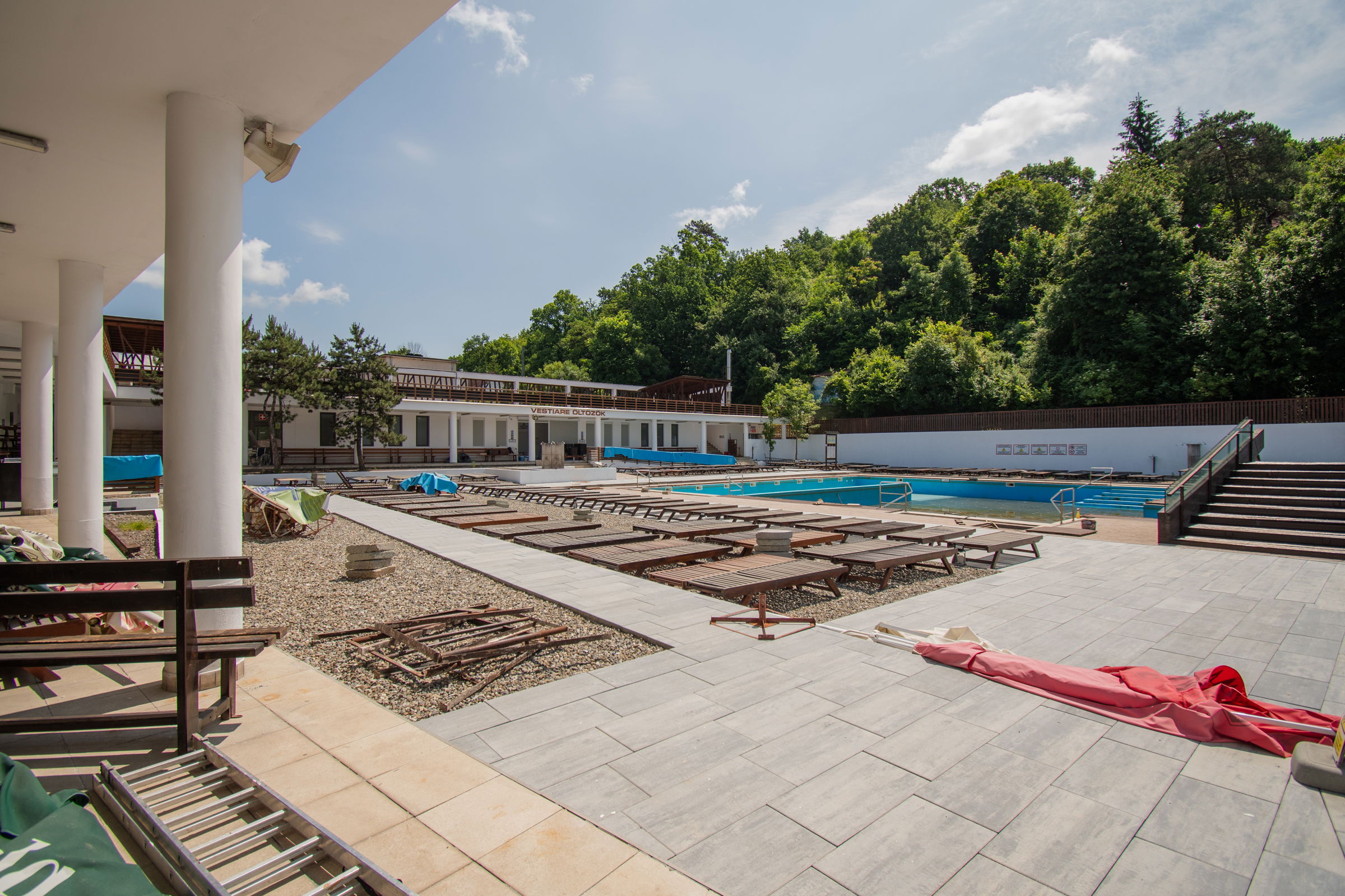 Július elsejéig megnyitják a parajdi sós vizű strandot