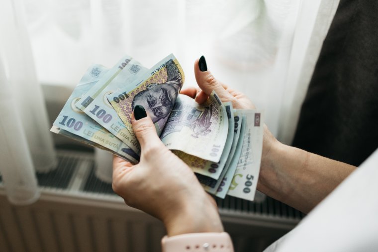 Felmérés: tudatosabban kezeljük pénzügyeinket a gazdasági bizonytalanság miatt