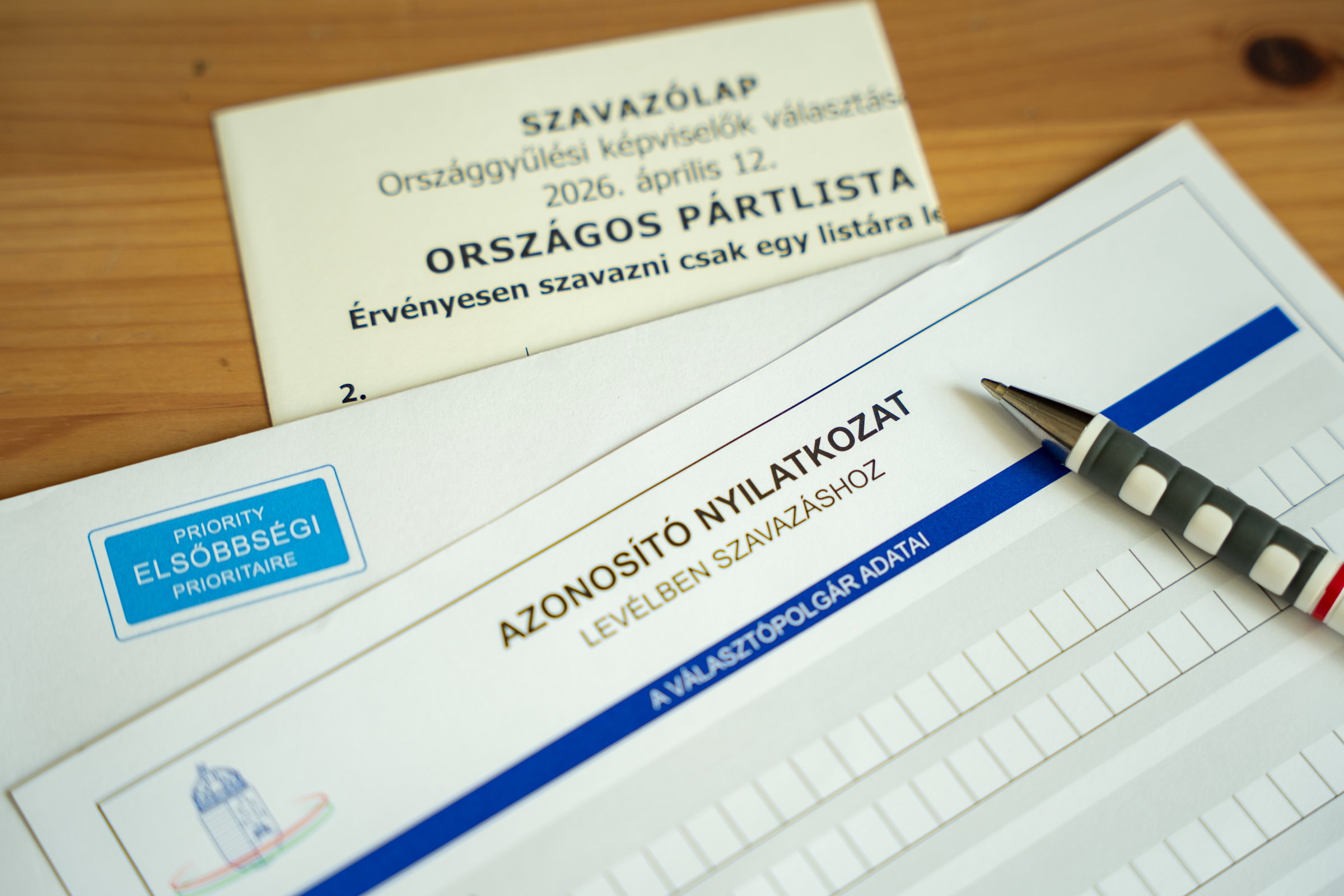 Az első nap több mint 19 ezer levélszavazatot adtak le a külképviseleteken