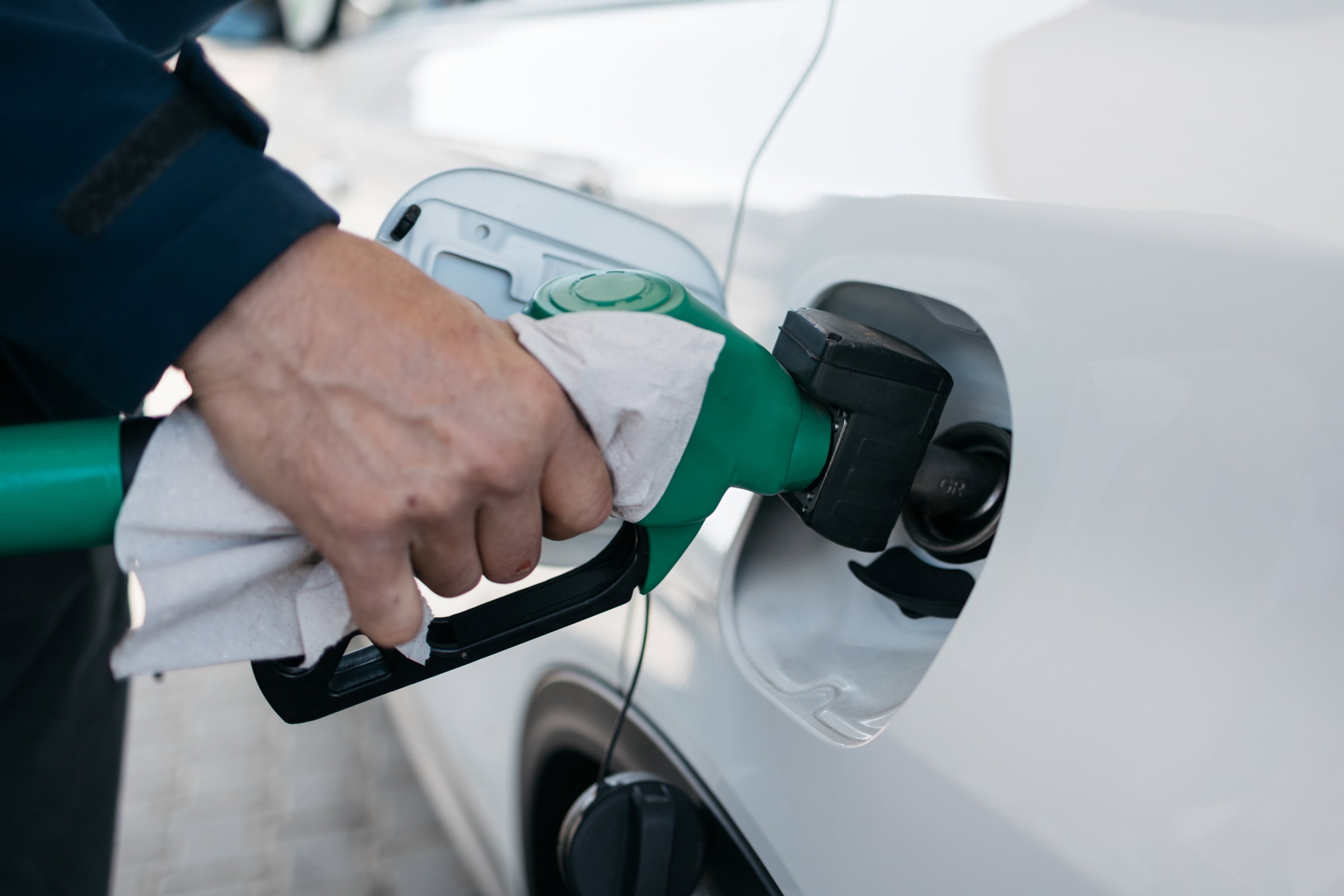 Üzemanyagpiaci válsághelyzetet hirdetett a kormány