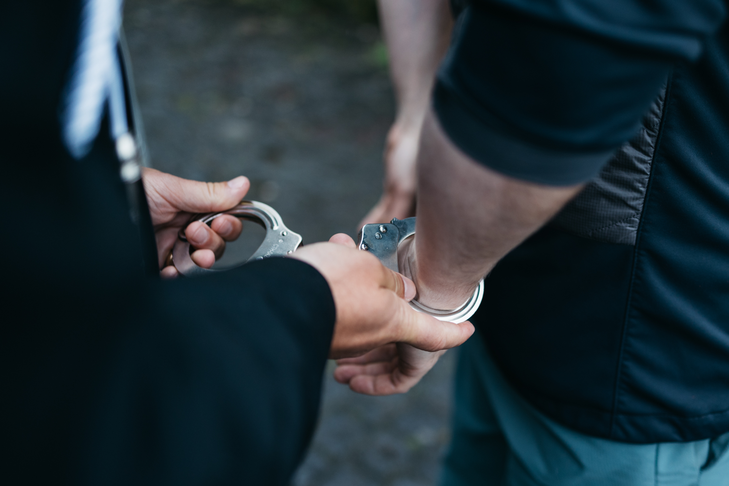 Előzetesbe került a 14 éves lány szexuális bántalmazásával gyanúsított hegyközcsatári kutyakiképző