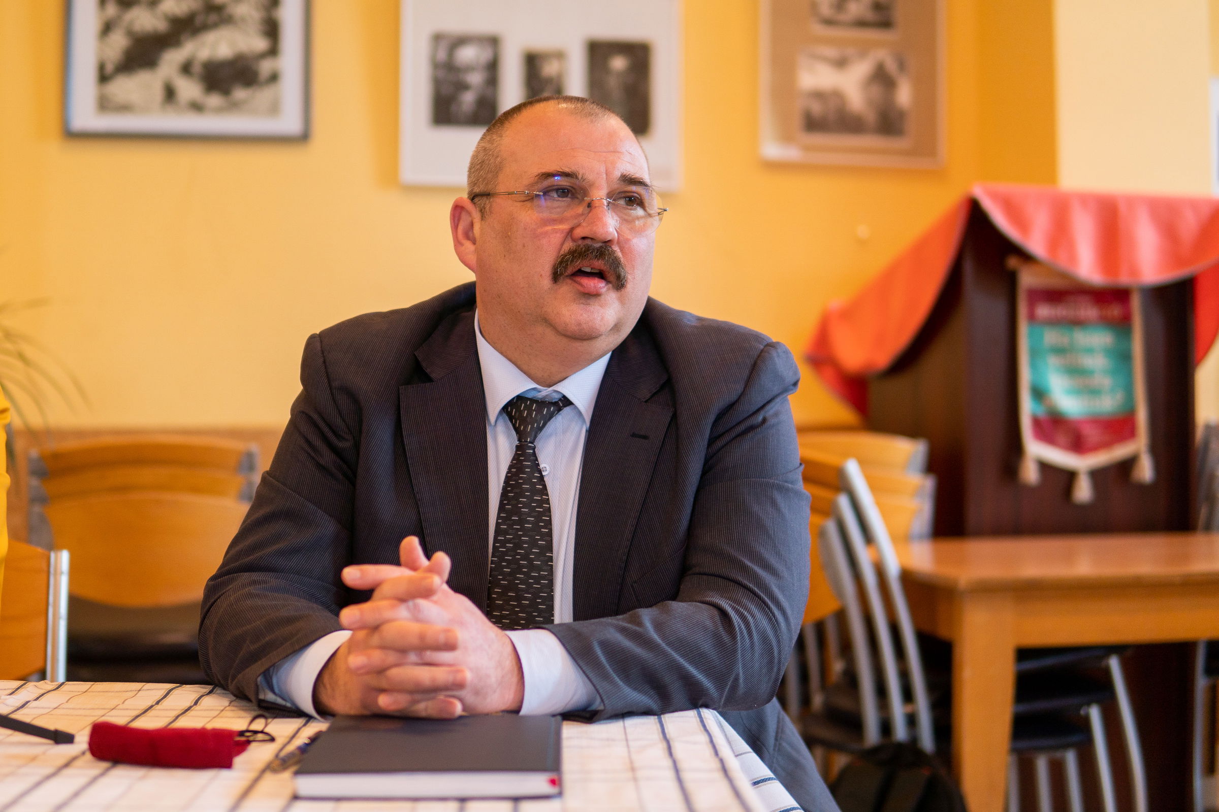 Makkai Péter: még az amputáltat is ellenőrzik időközönként, hátha kinőtt a lába