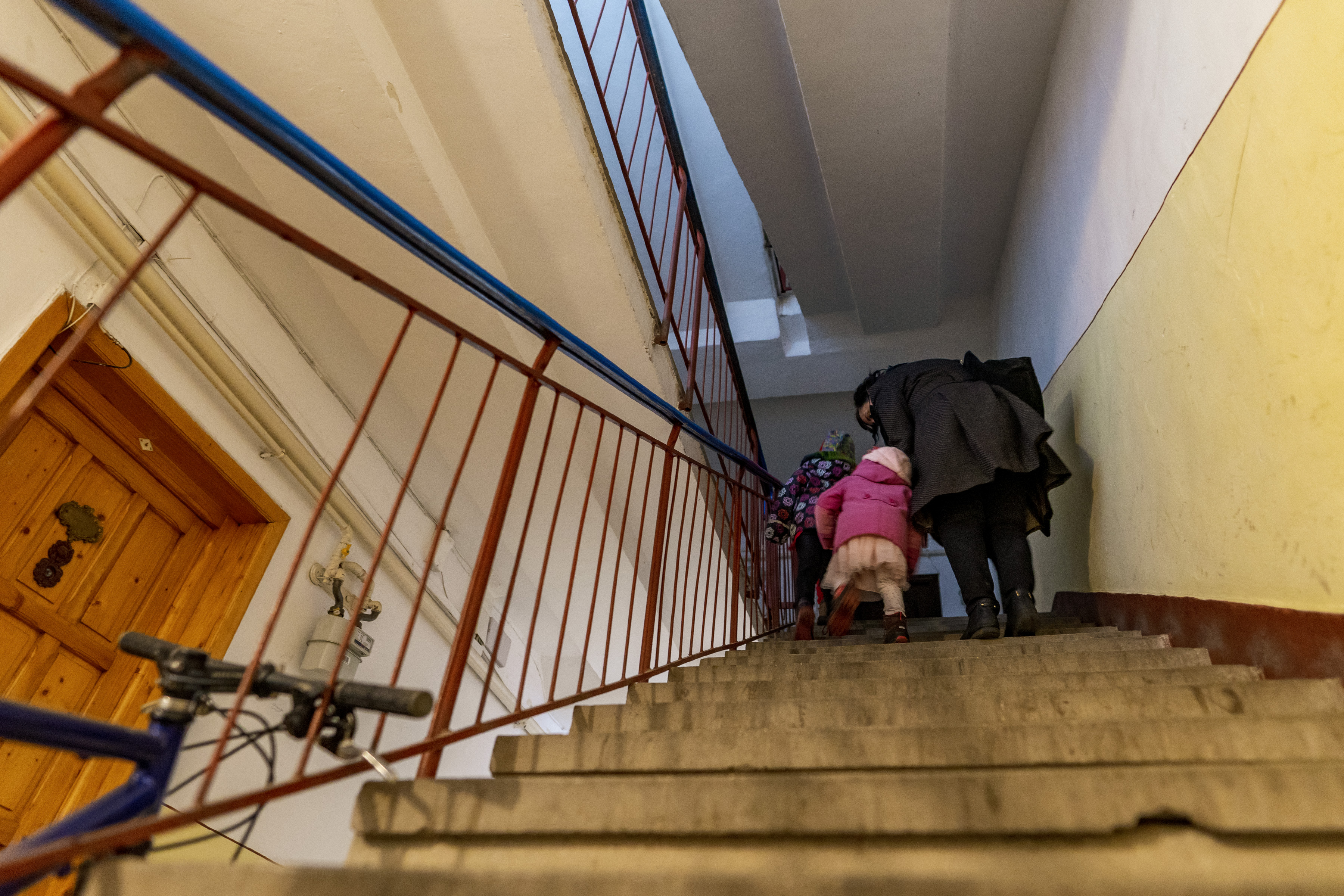 „Lift az életért” törvény – mely lakóépületek kaphatnak felvonót és emelőplatformot az új szabályozás alapján?