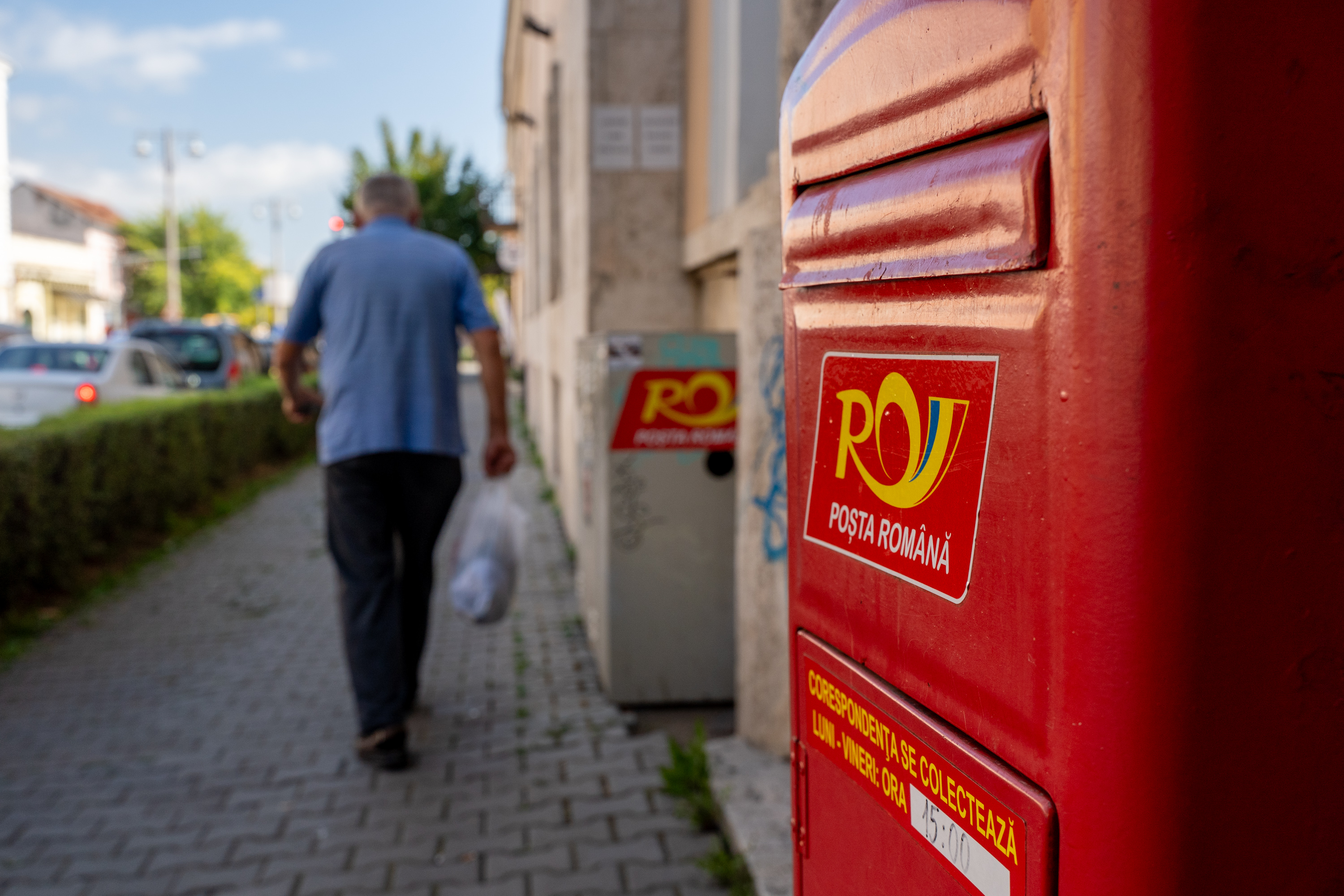 Leépítések: drasztikusan zsugorodik a Román Posta hálózata