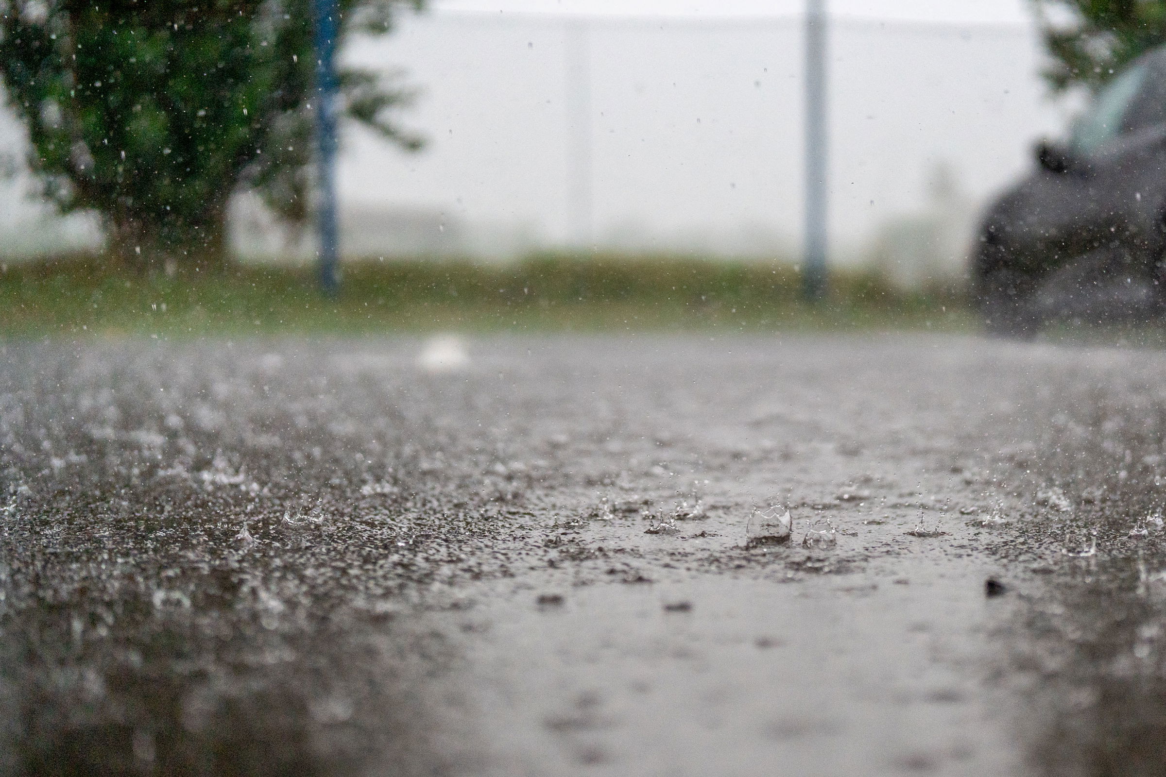 Délen kánikula, Erdélyben eső várható